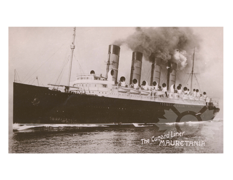 Photo en noir et blanc du navire Mauretania I (RMS) (1906-1935)