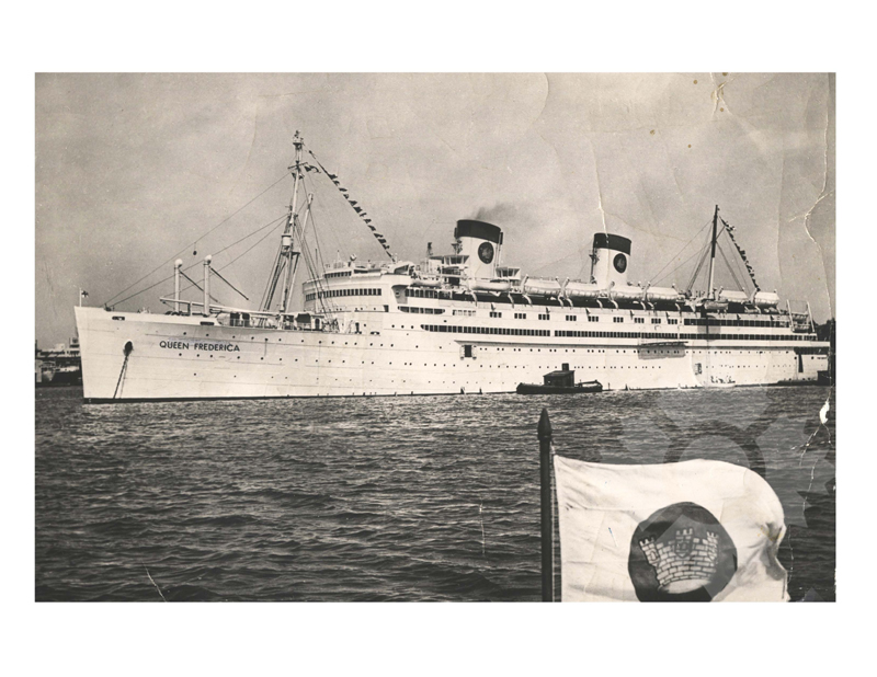 Photo en noir et blanc du navire Queen Frederica (SS) (1954-1978)
