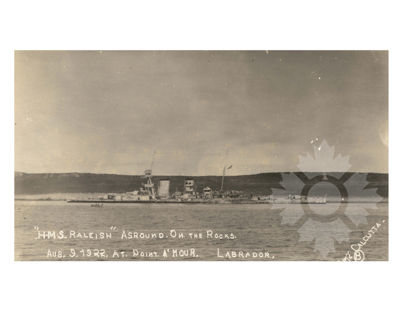 Photo en noir et blanc du navire Raleigh (RMS) (1919-1922)
