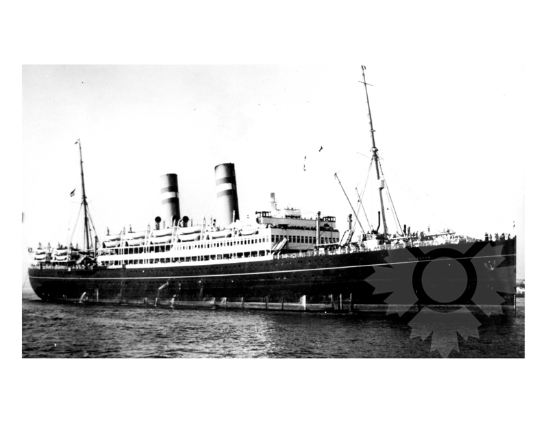 Photo en noir et blanc du navire Volendam (SS) (1922-1952)