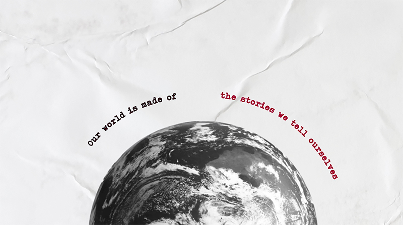 Image ressemblant à un morceau de papier froissé, avec un demi-globe dessus.