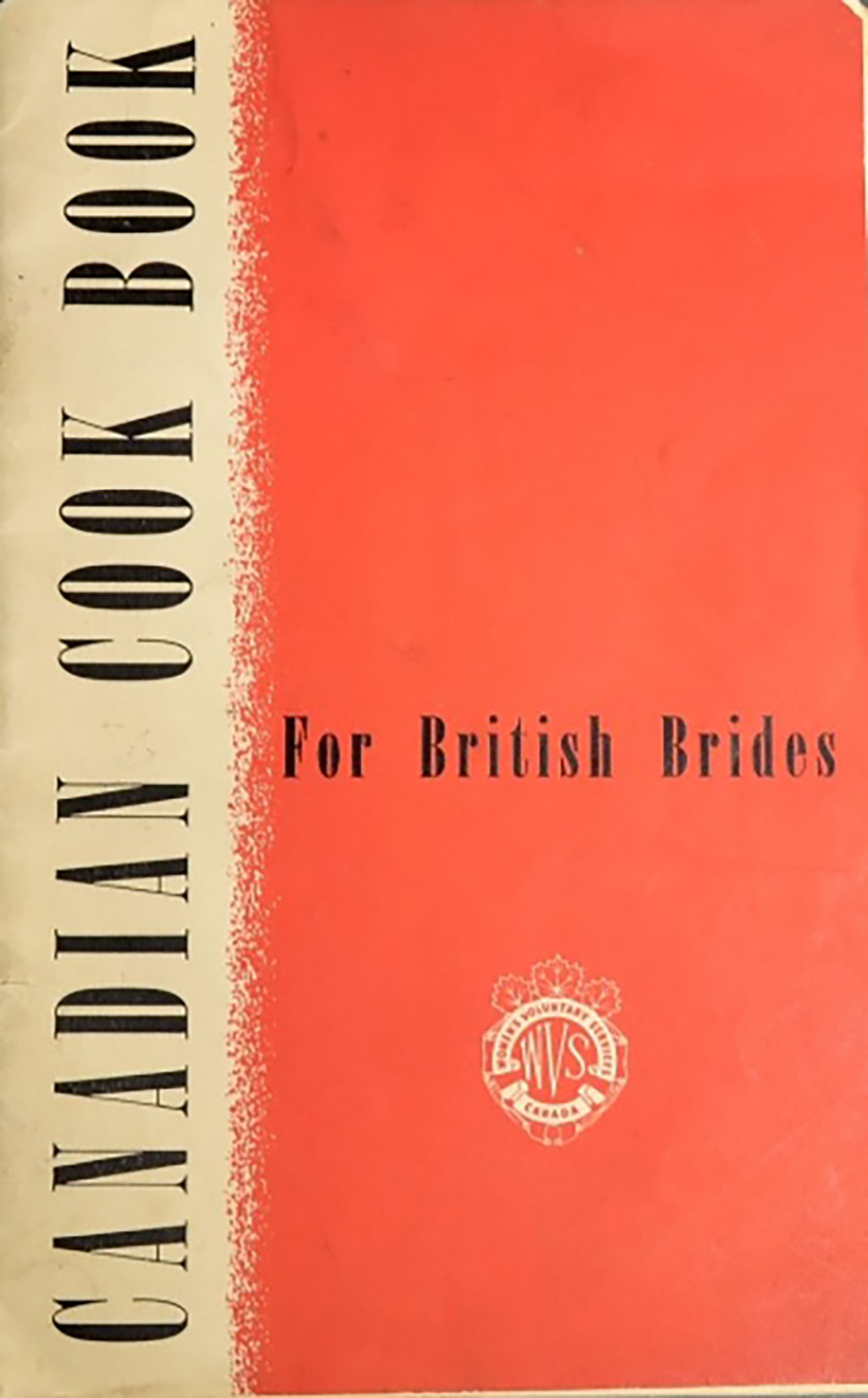 Livre de cuisine de couleur rouge et crème destiné aux épouses de guerre.