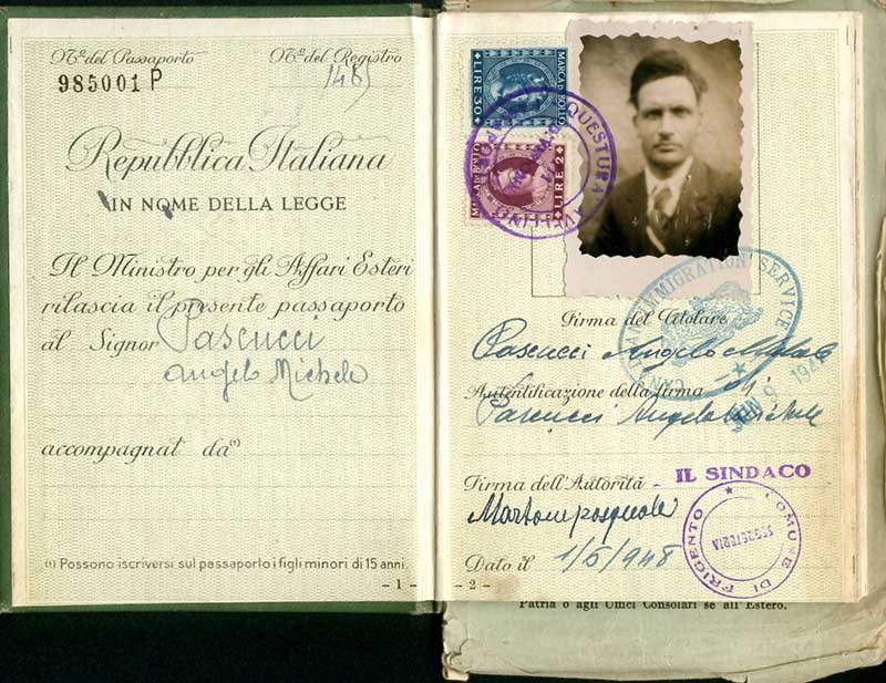 Pascucci - page de photo de passeport